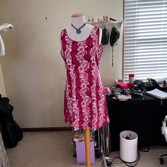 Aloha dress medium    - Picture 8 of 9